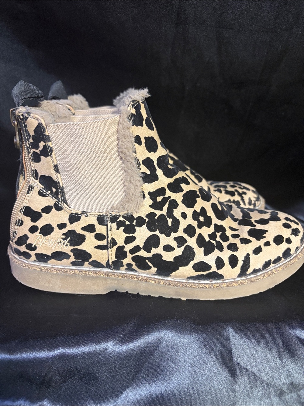 Blowfish Malibu Leopard Faux Fur Chelsea Ankle Boots Size 8